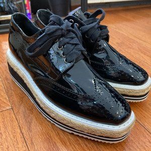 Prada Oxford Platform shoes - size 6 1/2